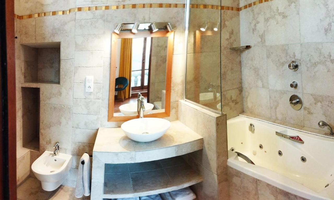 Gelos Domaine De La Tisnere B&B 외부 사진